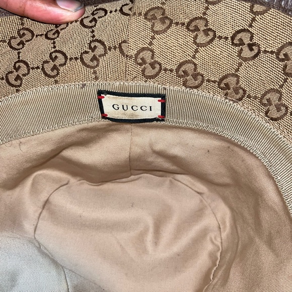 *SOLD* Gucci GG Canvas Bucket Hat *SOLD* - Picture 5 of 6
